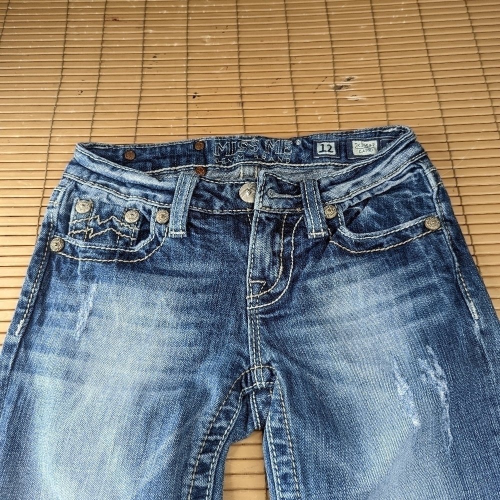 Miss Me Girls 12 Jeans Capri Blue Denim Distressed Embroidered Pockets JK1054P.